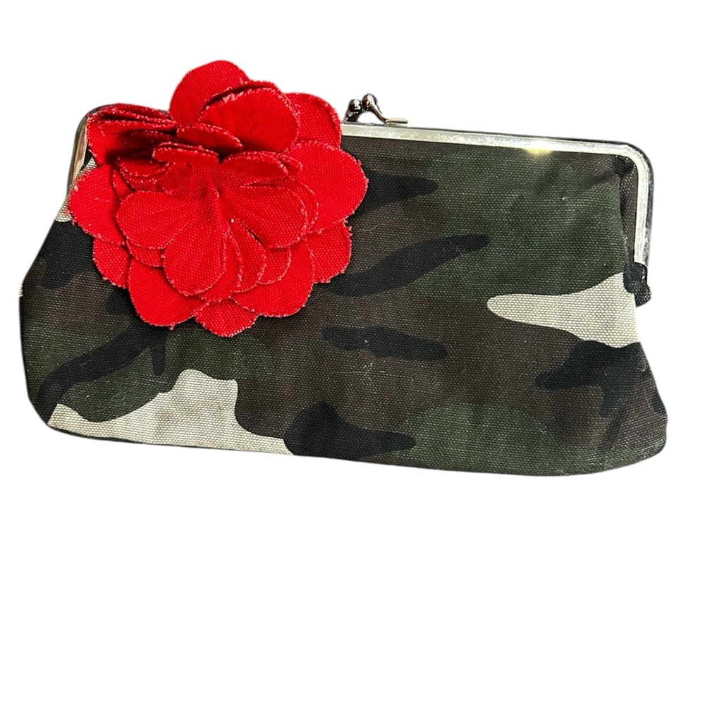 O'Neill Camouflage Clutch with Red Floral Accent Y2K